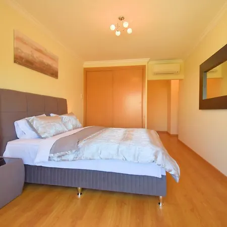 Perfect New In Apartment *