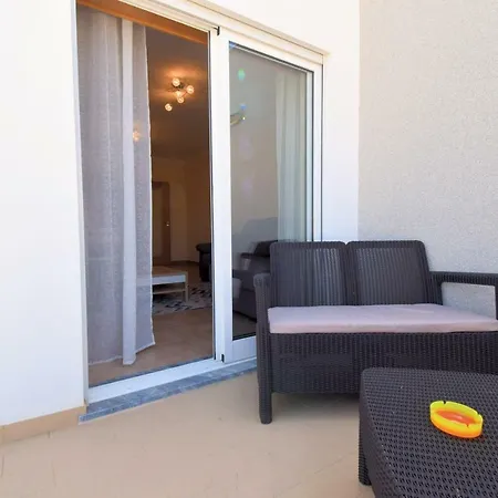 Perfect New In Apartment *