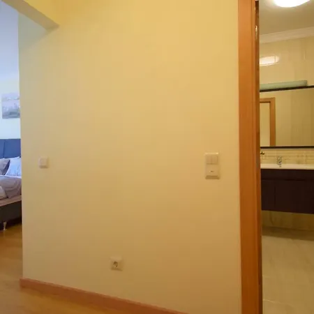 Perfect New In Apartment *